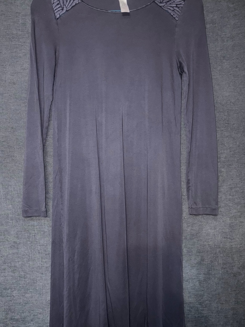 Hanro Long Sleeve Grey Midi Sleep Dress with Shoulder Braiding